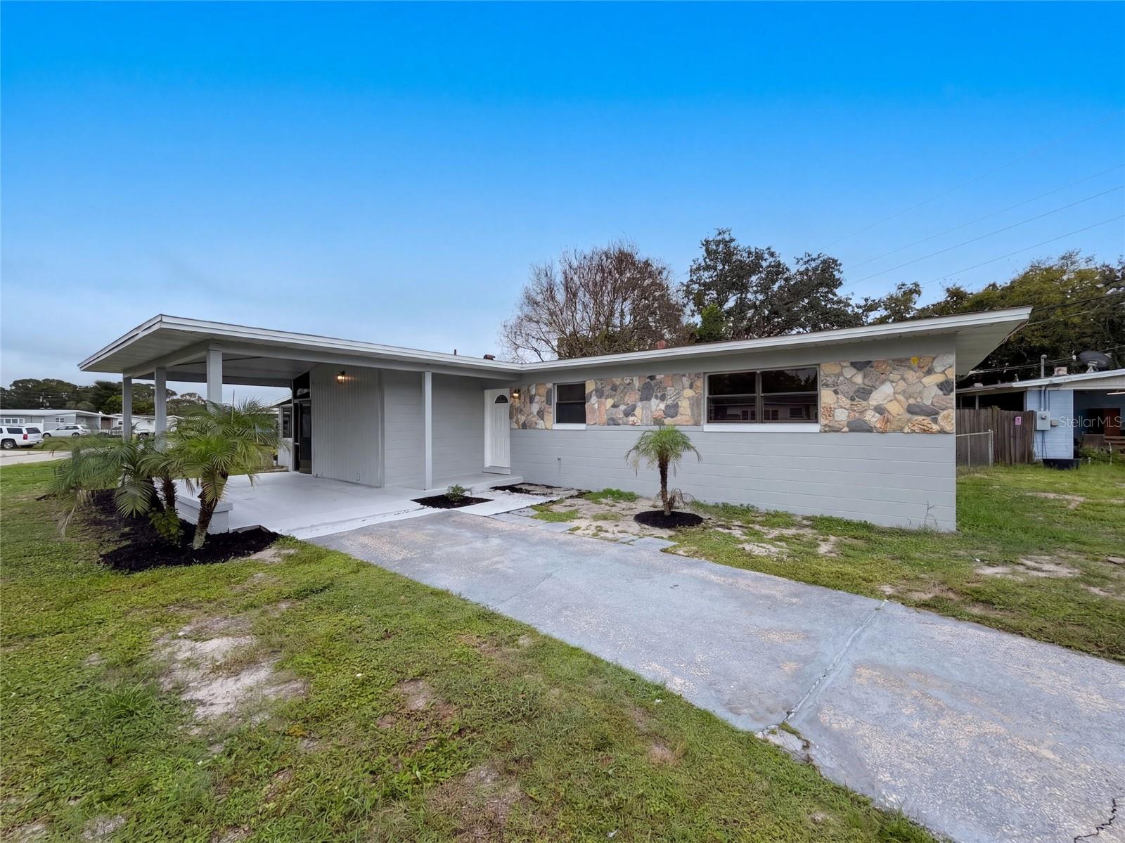 1053 Azalea Ln, Cocoa, FL 32922