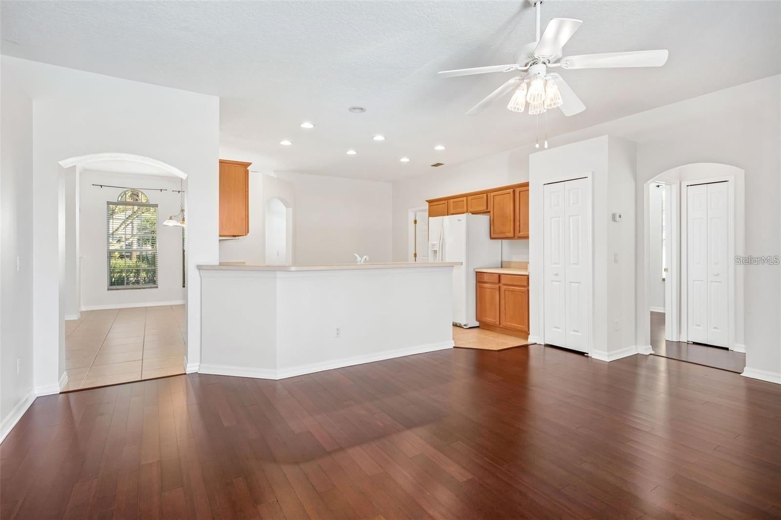 9651 Marsh Ct, Orlando, FL 32832 photo