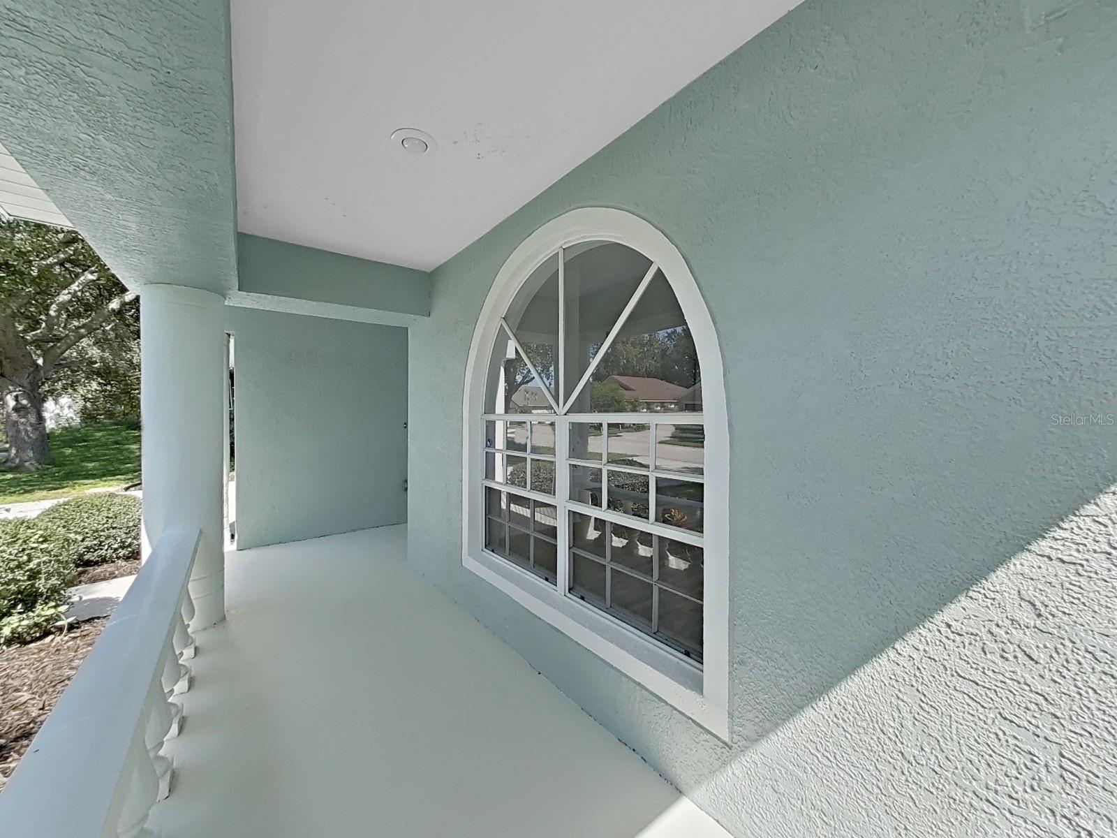 1423 Lake Shore Ranch Dr, Seffner, FL 33584 photo