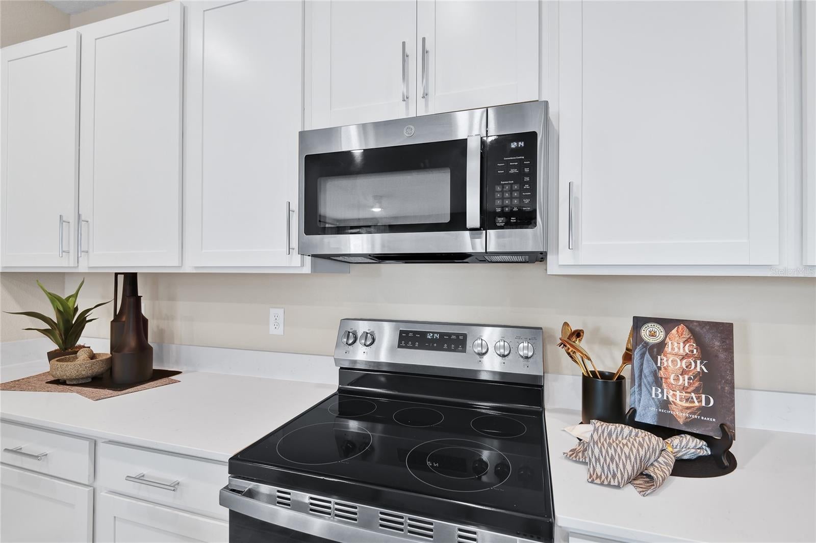 3218 Waghorn Dr, Tavares, FL 32778 photo