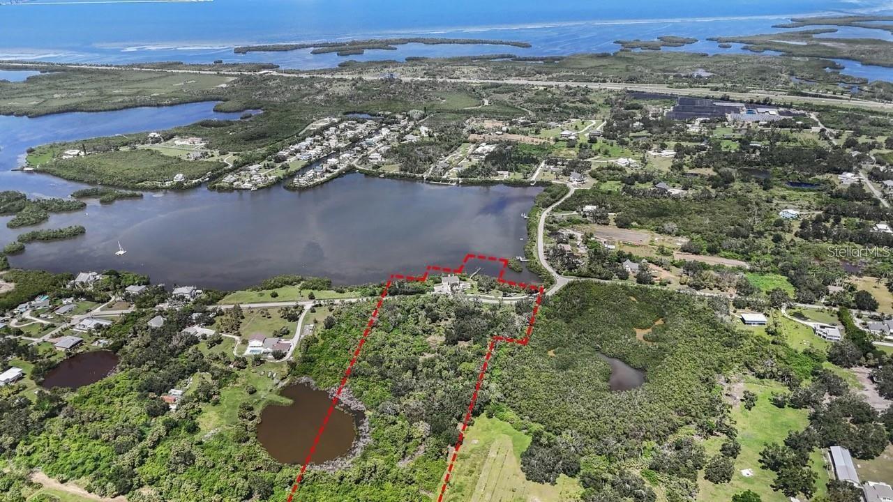 1470 Bayshore Dr, Terra Ceia, FL 34250 photo
