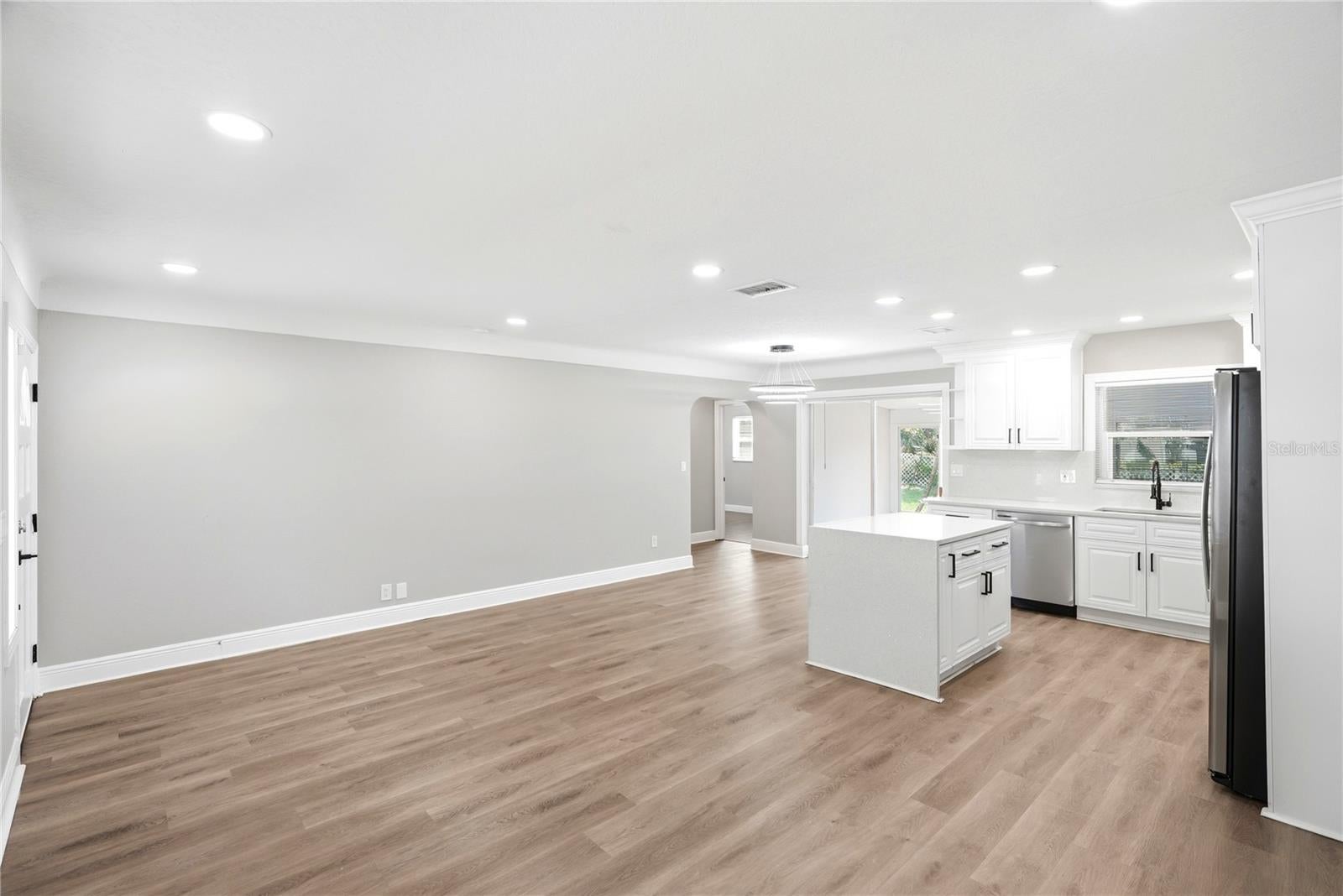 1628 S Highland Ave, Clearwater, FL 33756 photo