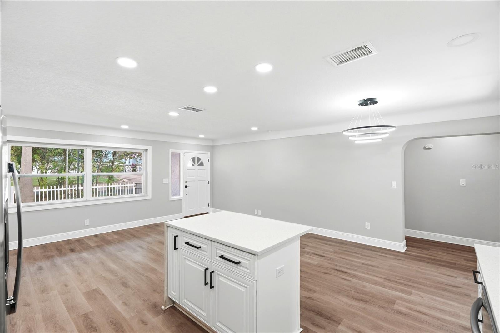 1628 S Highland Ave, Clearwater, FL 33756 photo