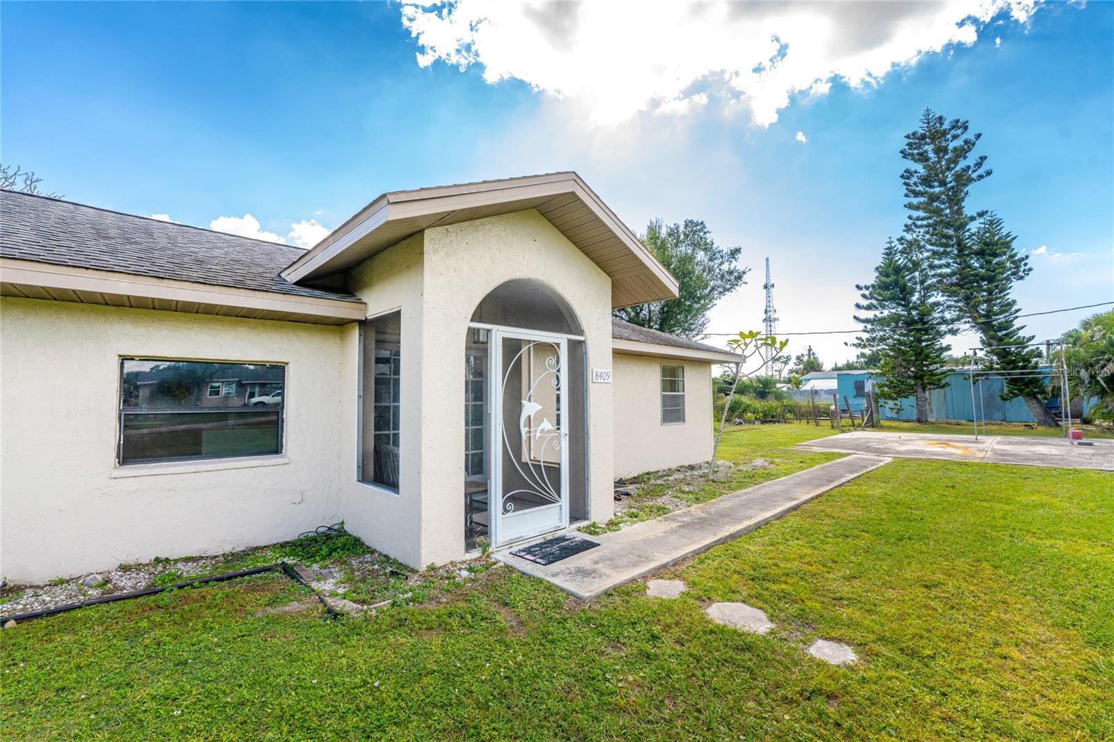 8409 Roosevelt St, Englewood, FL 34224 photo