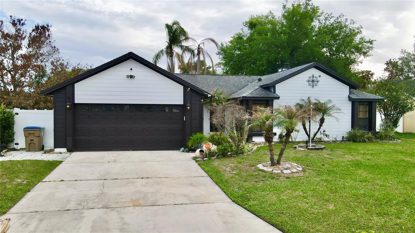 125 Teakwood Dr, Kissimmee, FL 34743