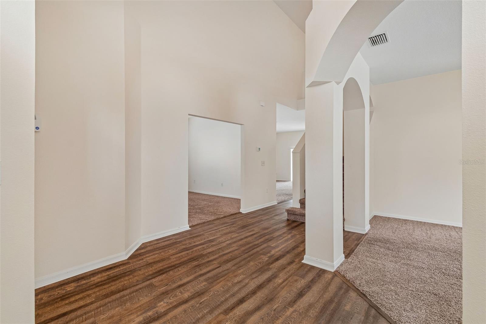 3307 Pine Top Dr, Valrico, FL 33594 photo