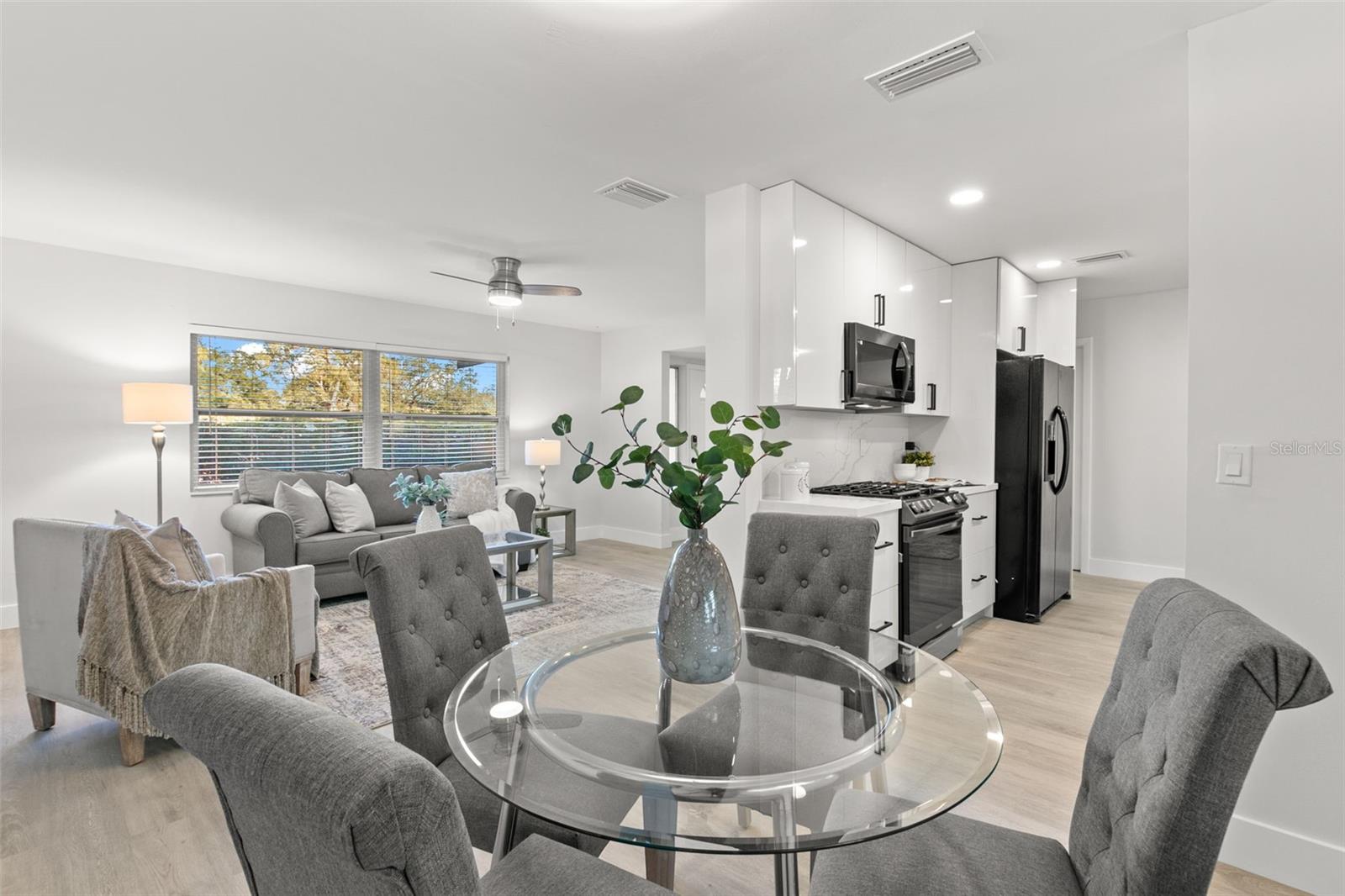 5931 Denver St, Saint Petersburg, FL 33703 photo