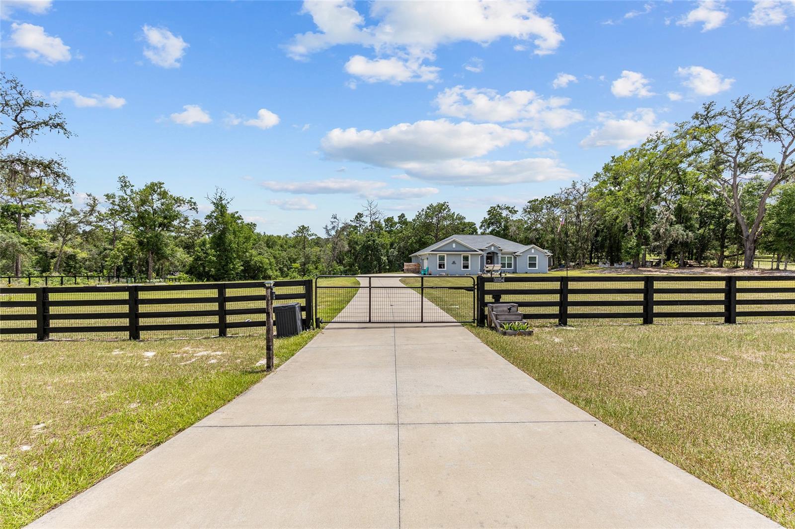 10254 SE 118 Ln, Belleview, FL 34420 photo
