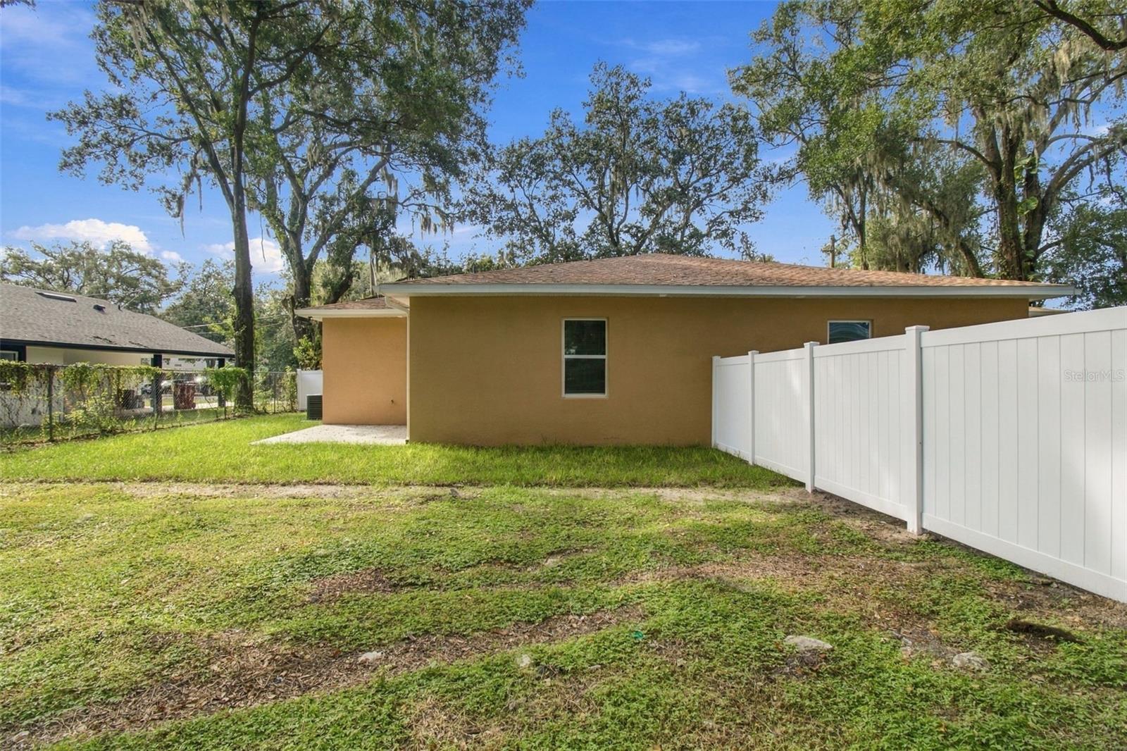 308 E Damon St, Plant City, FL 33563 photo
