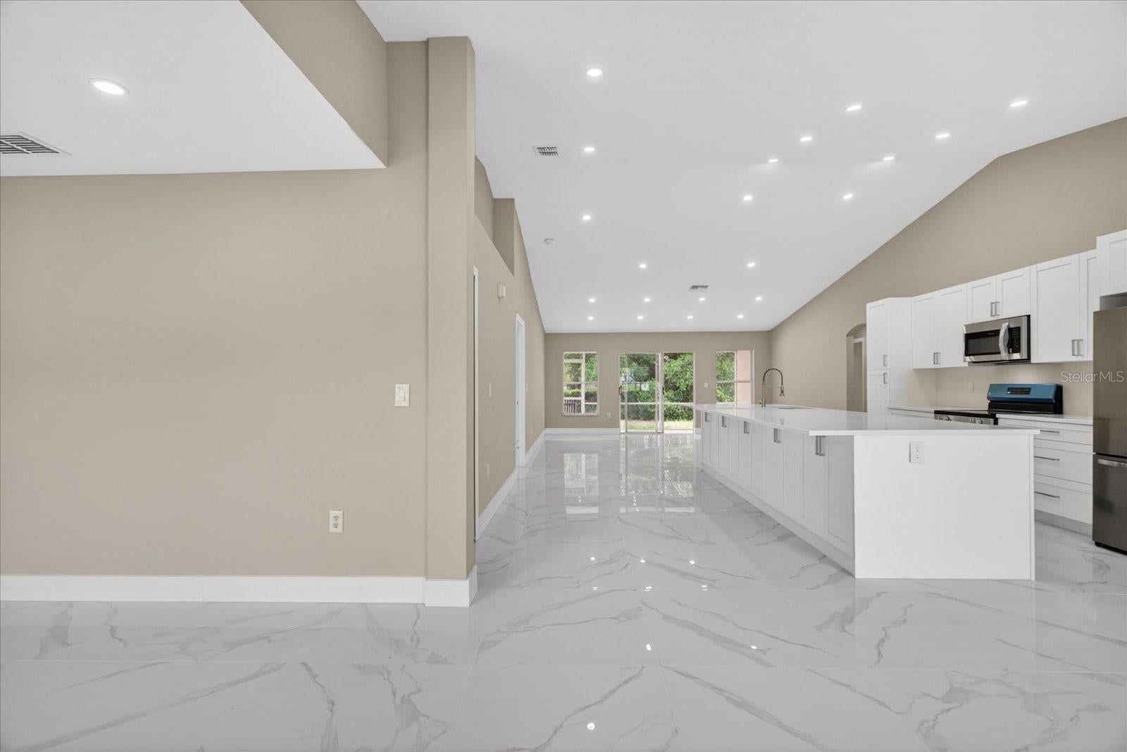 12783 Linden Dr, Spring Hill, FL 34609 photo