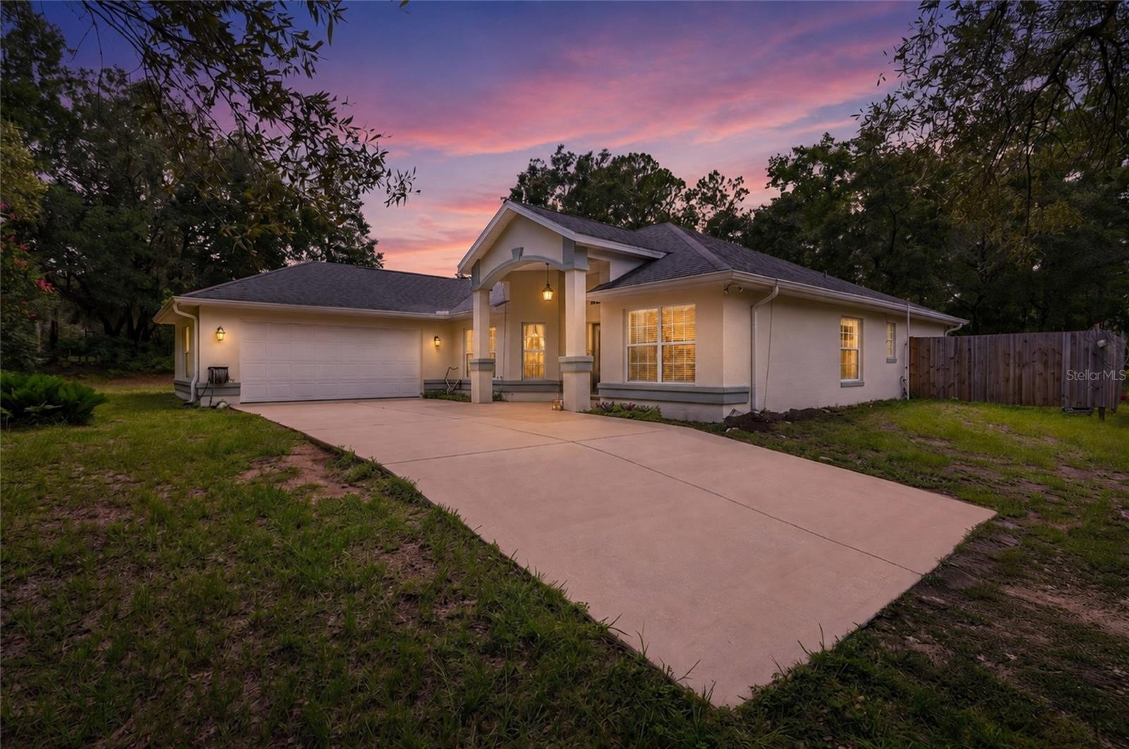 7300 SW 204 Ave, Dunnellon, FL 34431 photo