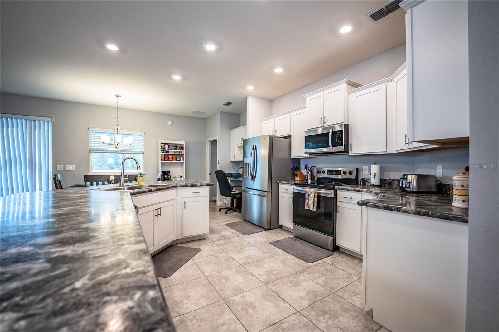 261 Walkers Point Dr, Auburndale, FL 33823 photo