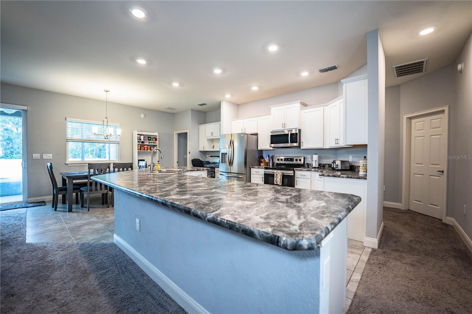 261 Walkers Point Dr, Auburndale, FL 33823 photo