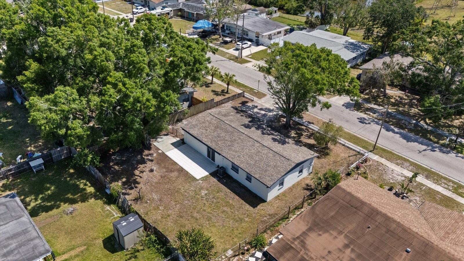 324 Country Club Dr, Oldsmar, FL 34677 photo