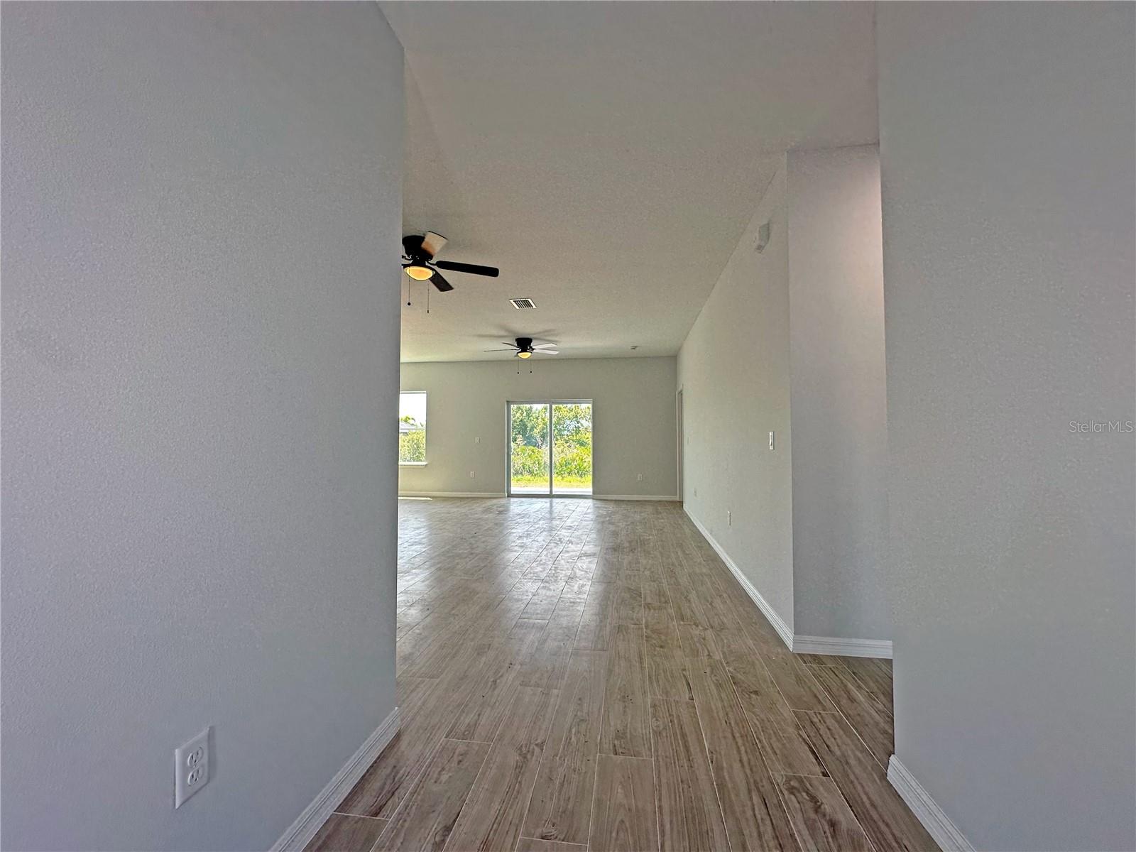 13558 Jeronimo Ln, Port Charlotte, FL 33981 photo