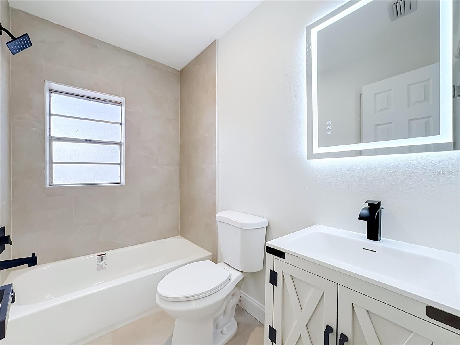 220 29 St, Palmetto, FL 34221 photo