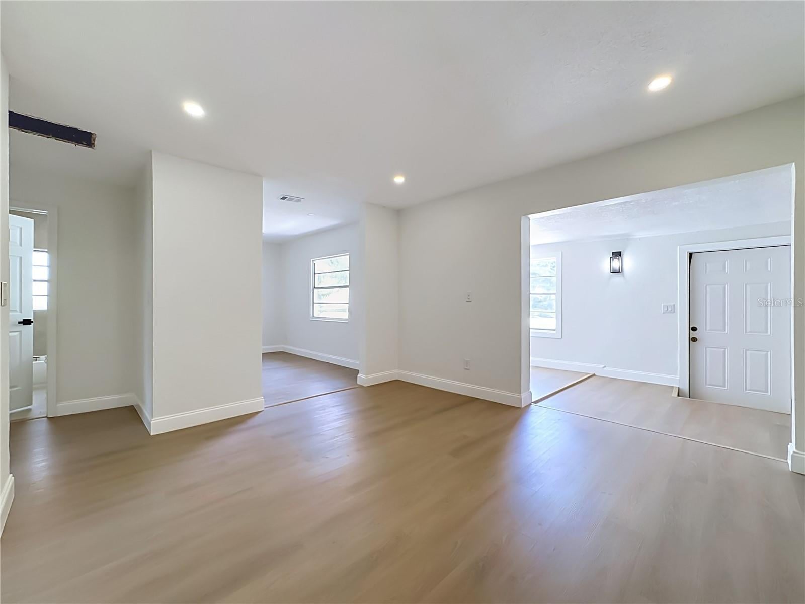 220 29 St, Palmetto, FL 34221 photo