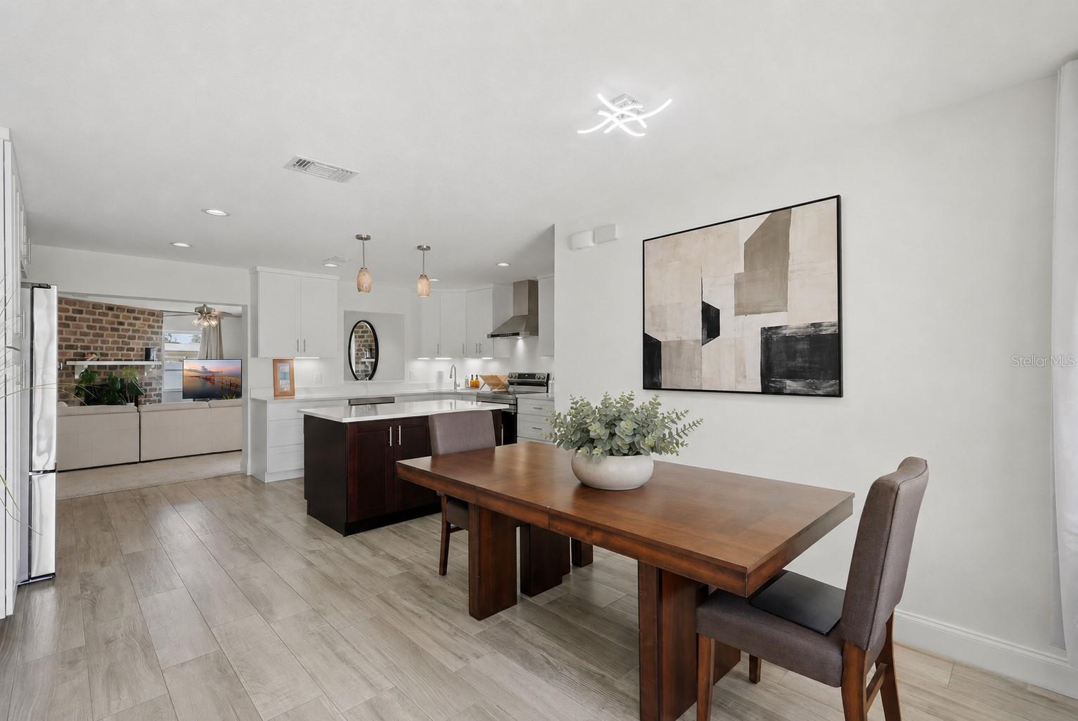 4145 Harrisburg St, Saint Petersburg, FL 33703 photo