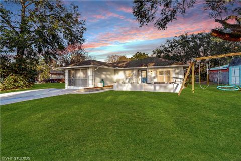 Single Family Residence in FRUITLAND PARK FL 35428 CRESCENT DRIVE.jpg