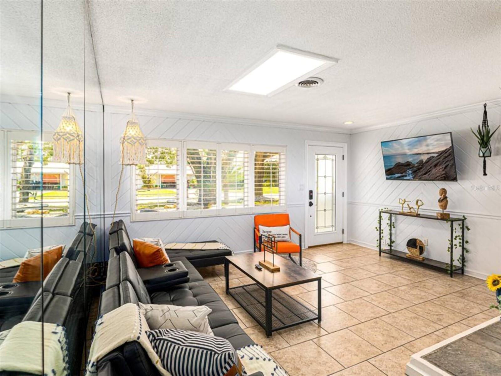 4326 Blonigen Ave, Orlando, FL 32812 photo