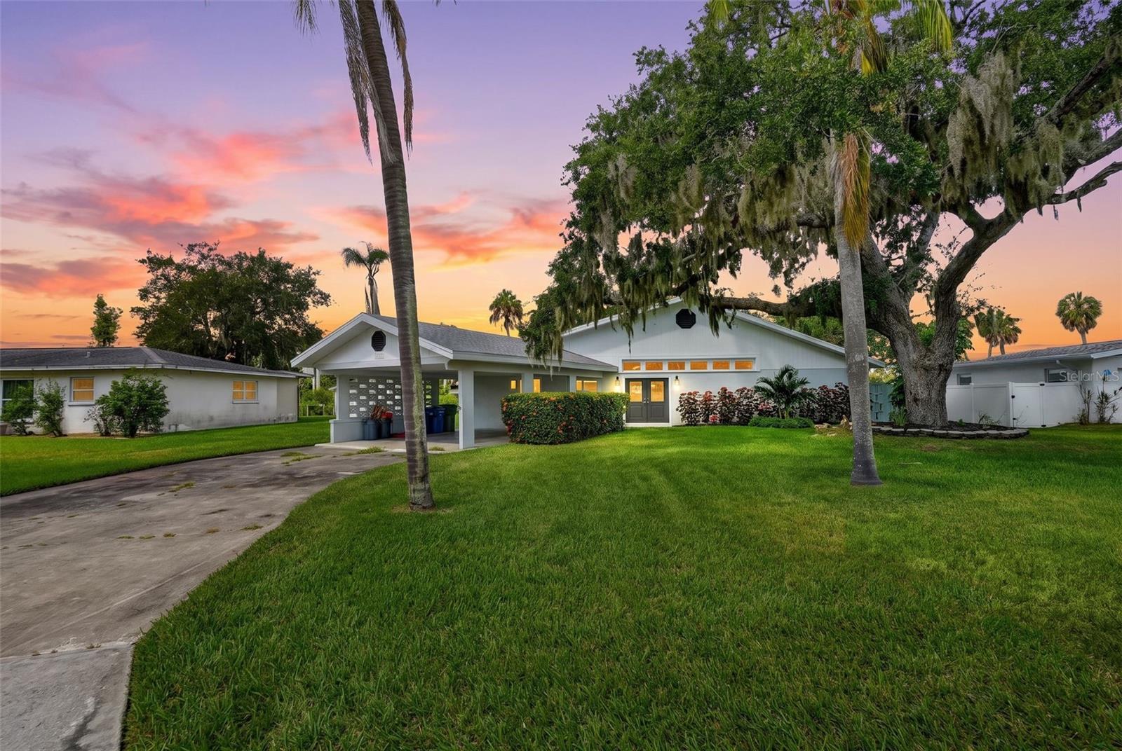 341 Shore Dr, Ellenton, FL 34222 photo