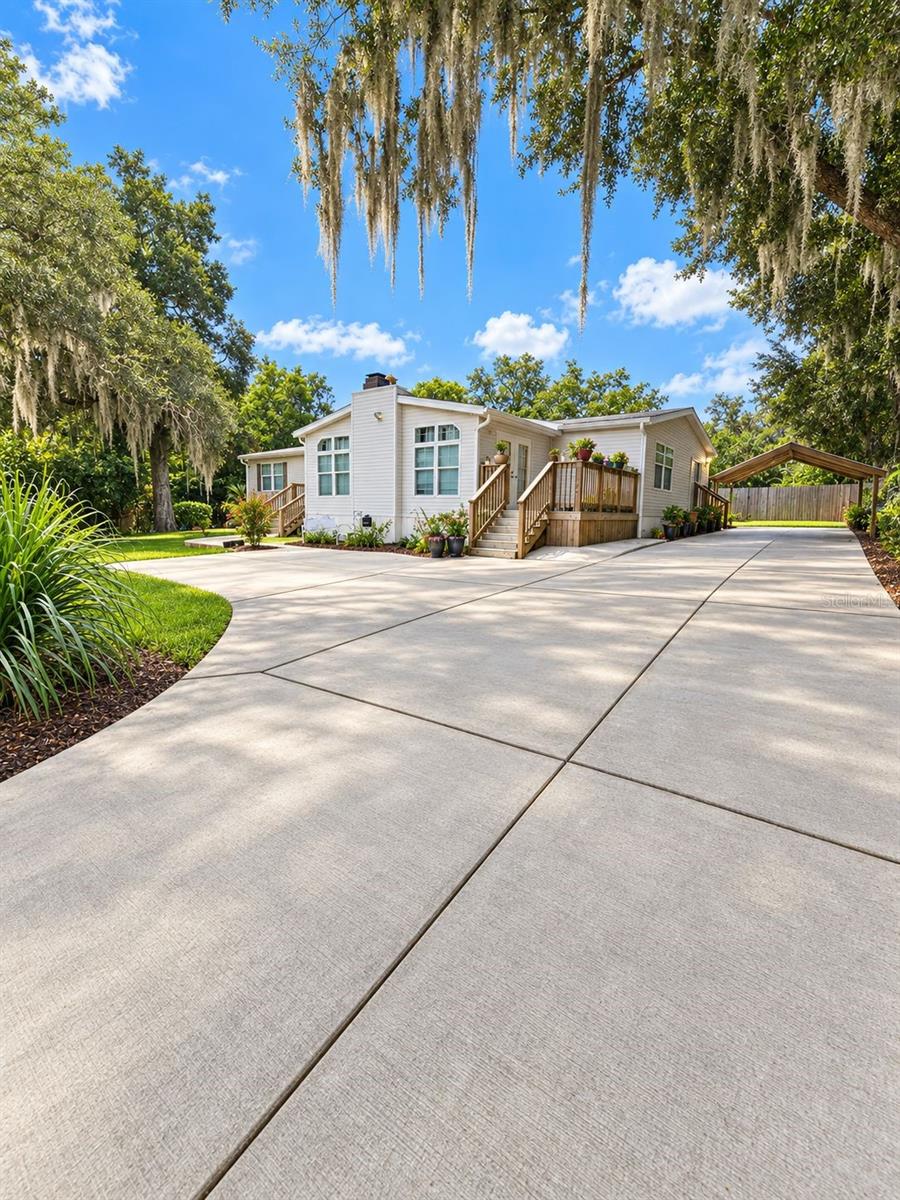 16800 249 Terrace, Umatilla, FL 32784