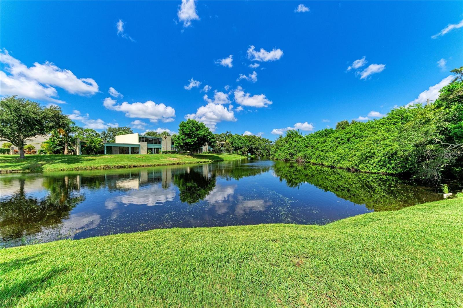 812 Spring Lake Blvd, Bradenton, FL 34210