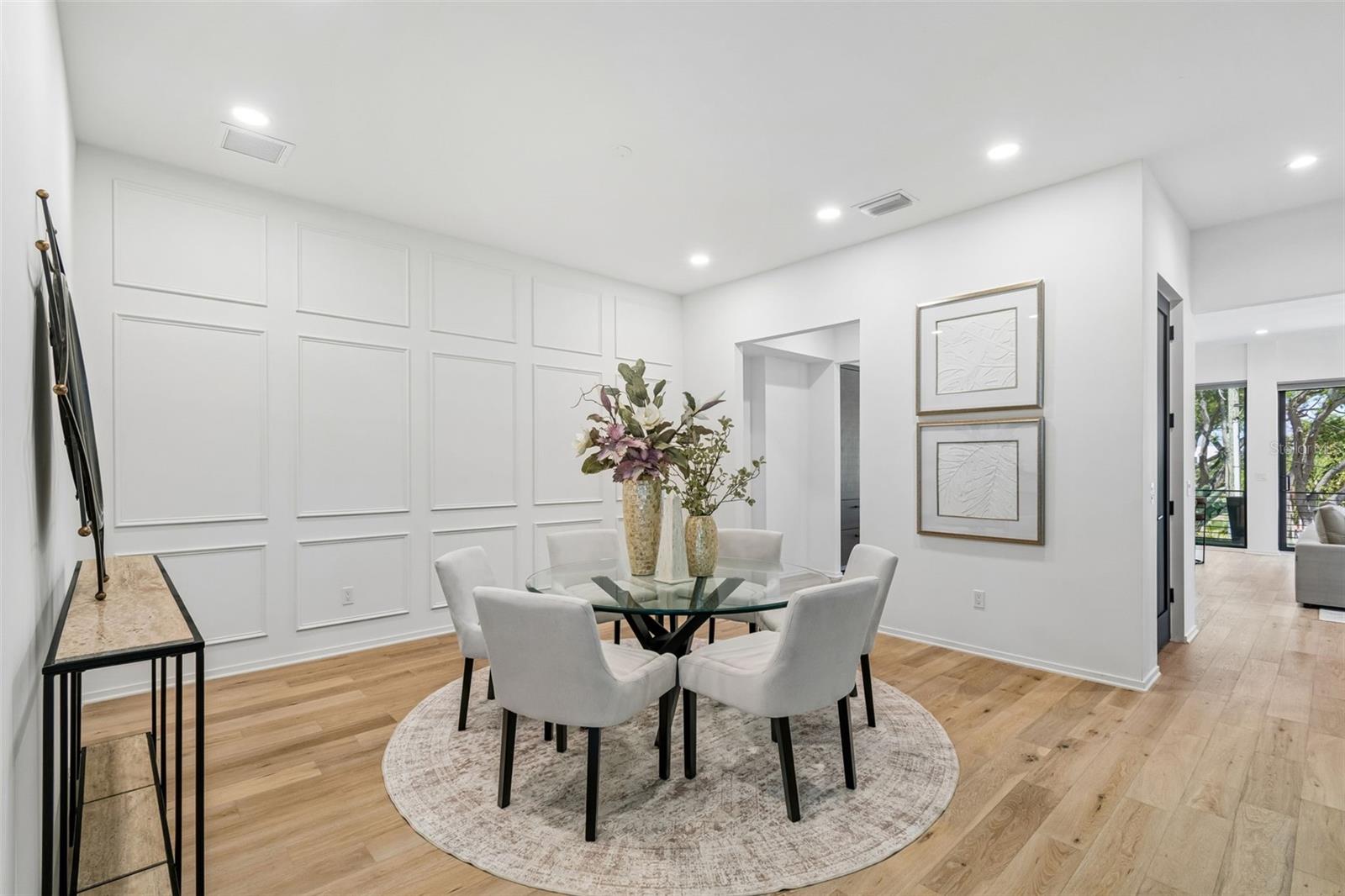 94 W Davis Blvd, Tampa, FL 33606 photo
