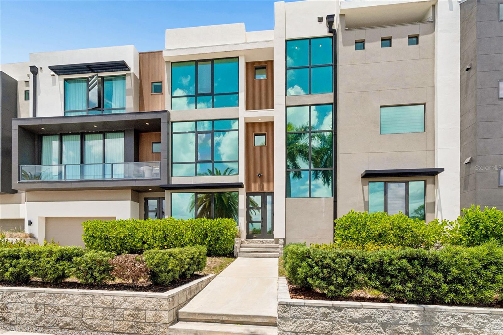 94 W Davis Blvd, Tampa, FL 33606 photo