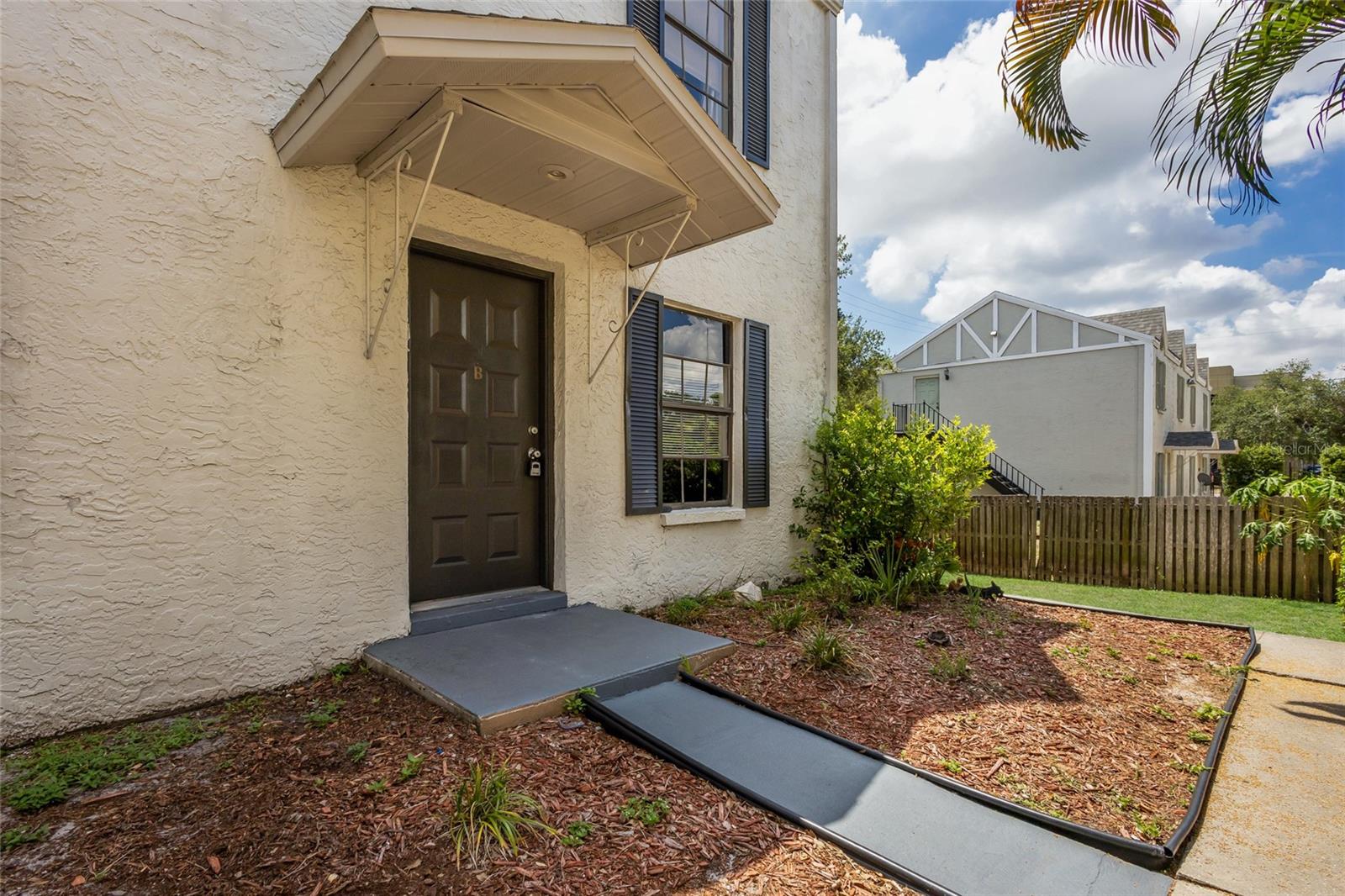 3810 W Cleveland St, Tampa, FL 33609 photo