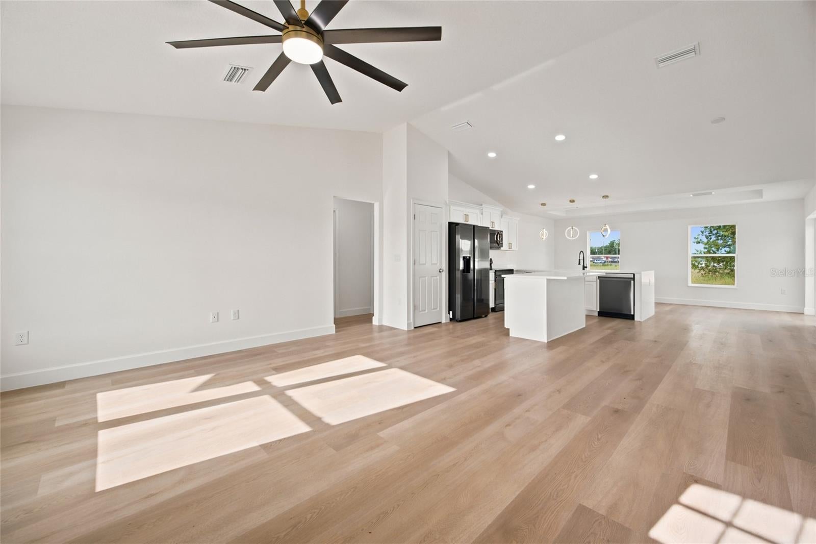 1 Dogwood Drive Pass, Ocala, FL 34472 photo
