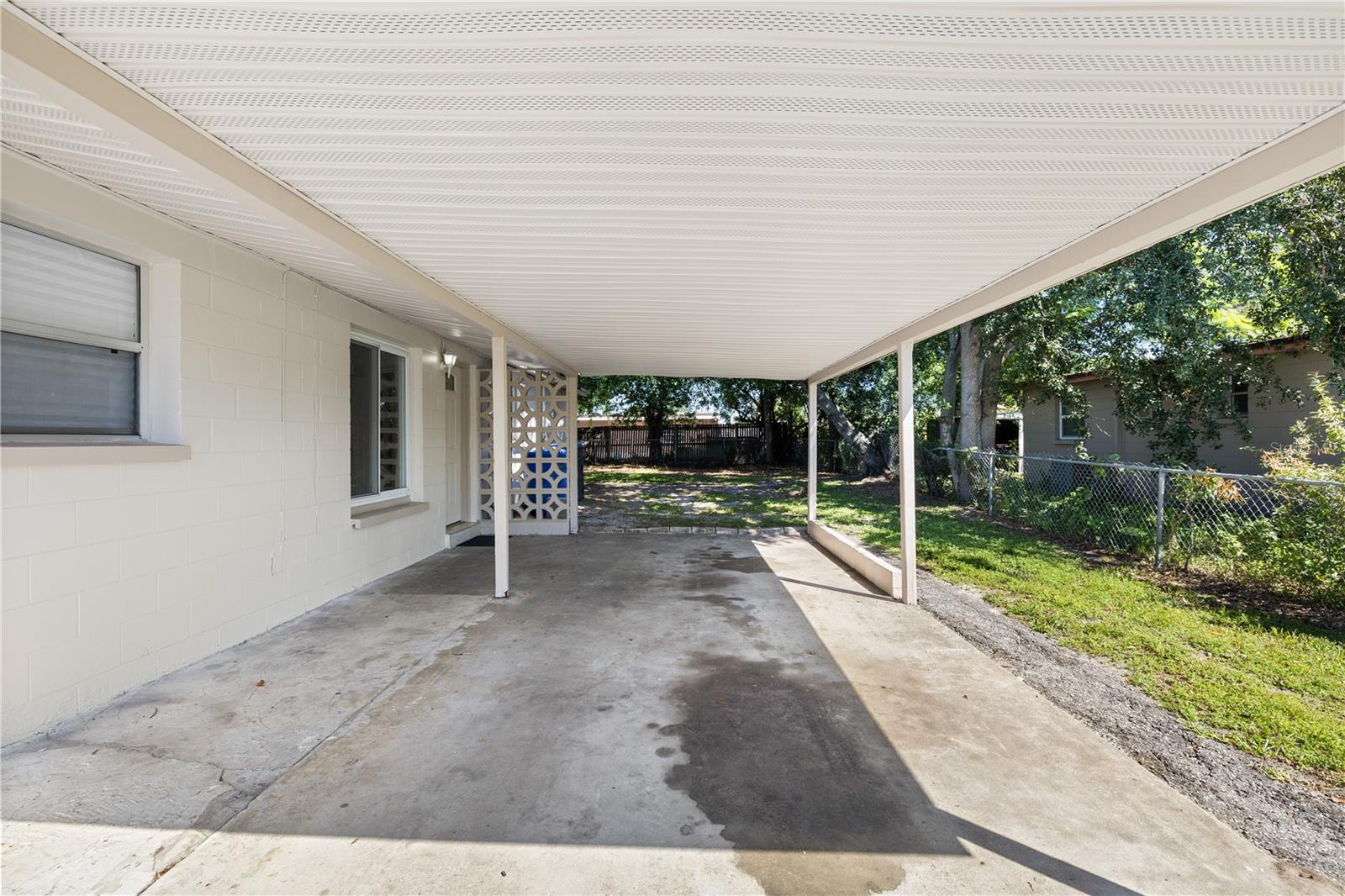 4535 W Hanna Ave, Tampa, FL 33614 photo