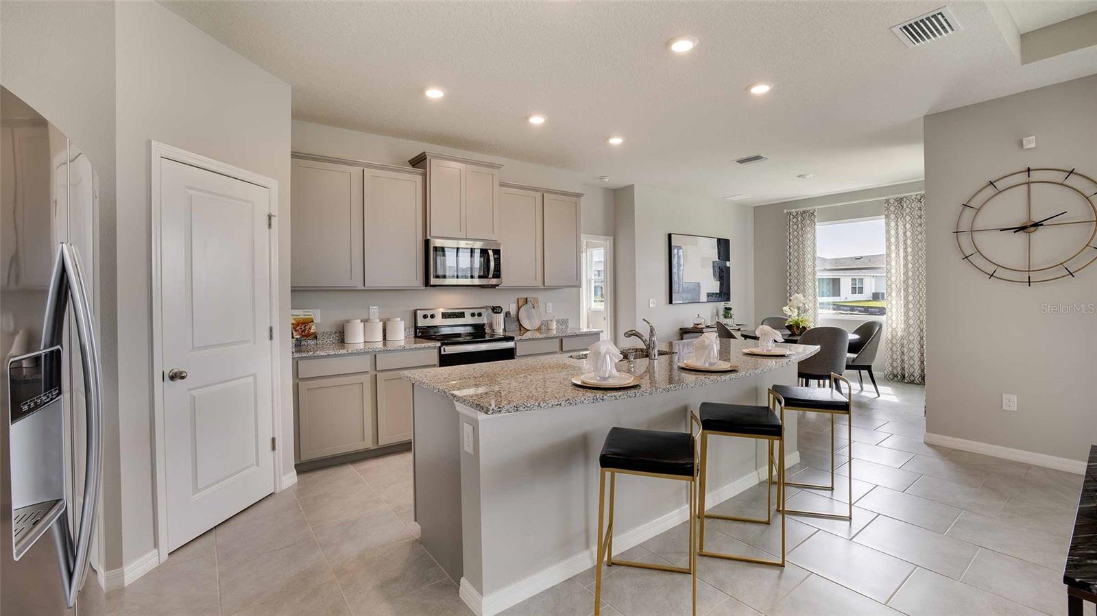 3537 Golden Wheat Ln, Plant City, FL 33565 photo