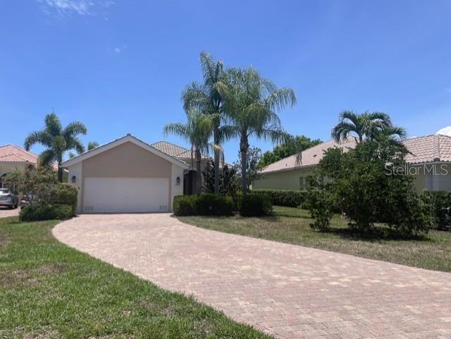11818 Fiore Ln, Sarasota, FL 34238 photo