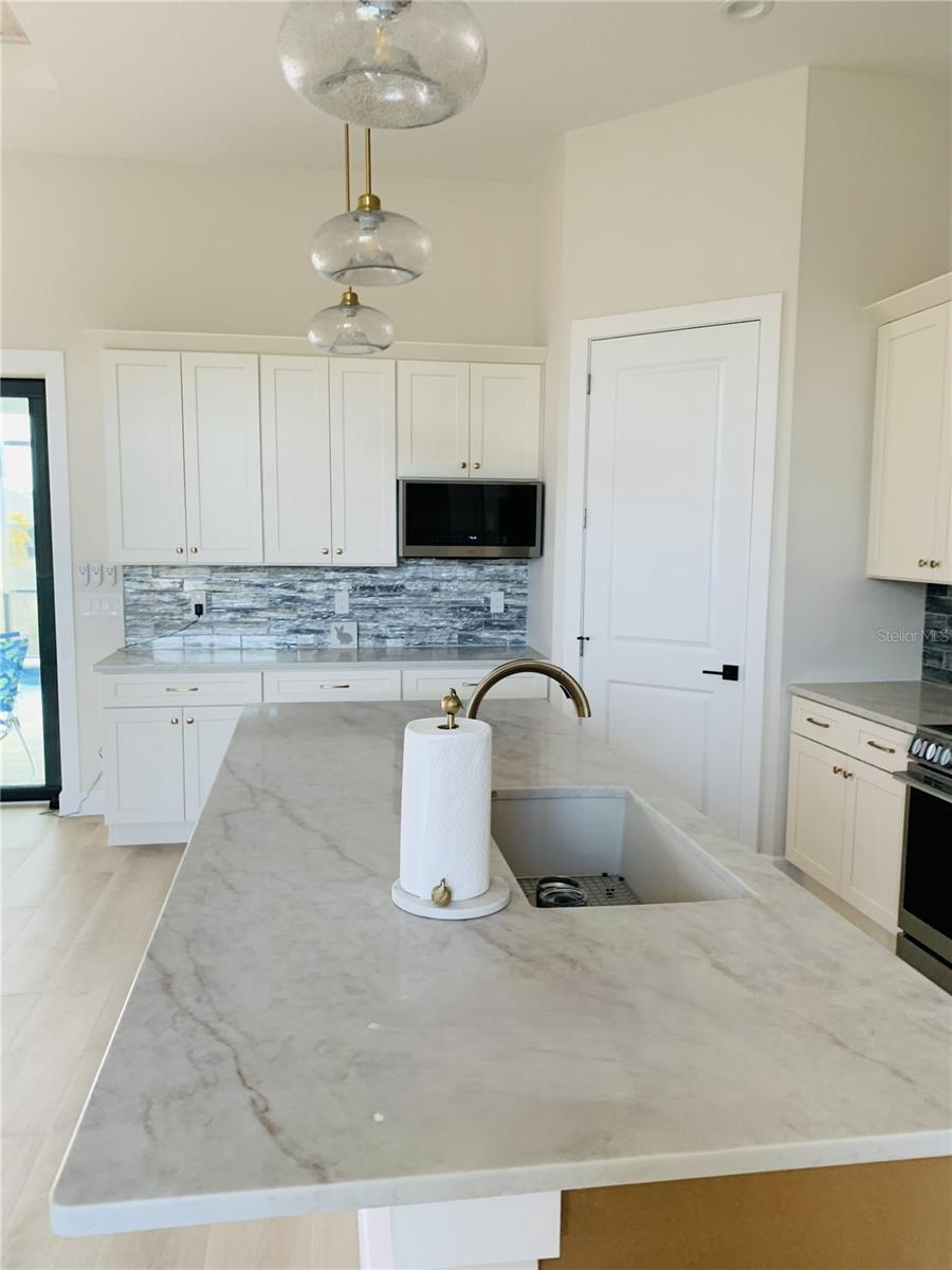 703 Boundary Blvd, Rotonda West, FL 33947 photo