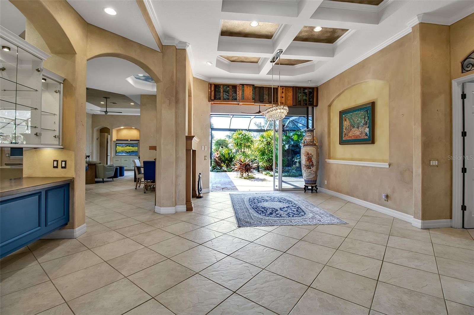 8116 Lone Tree Gln, Lakewood Ranch, FL 34202 photo