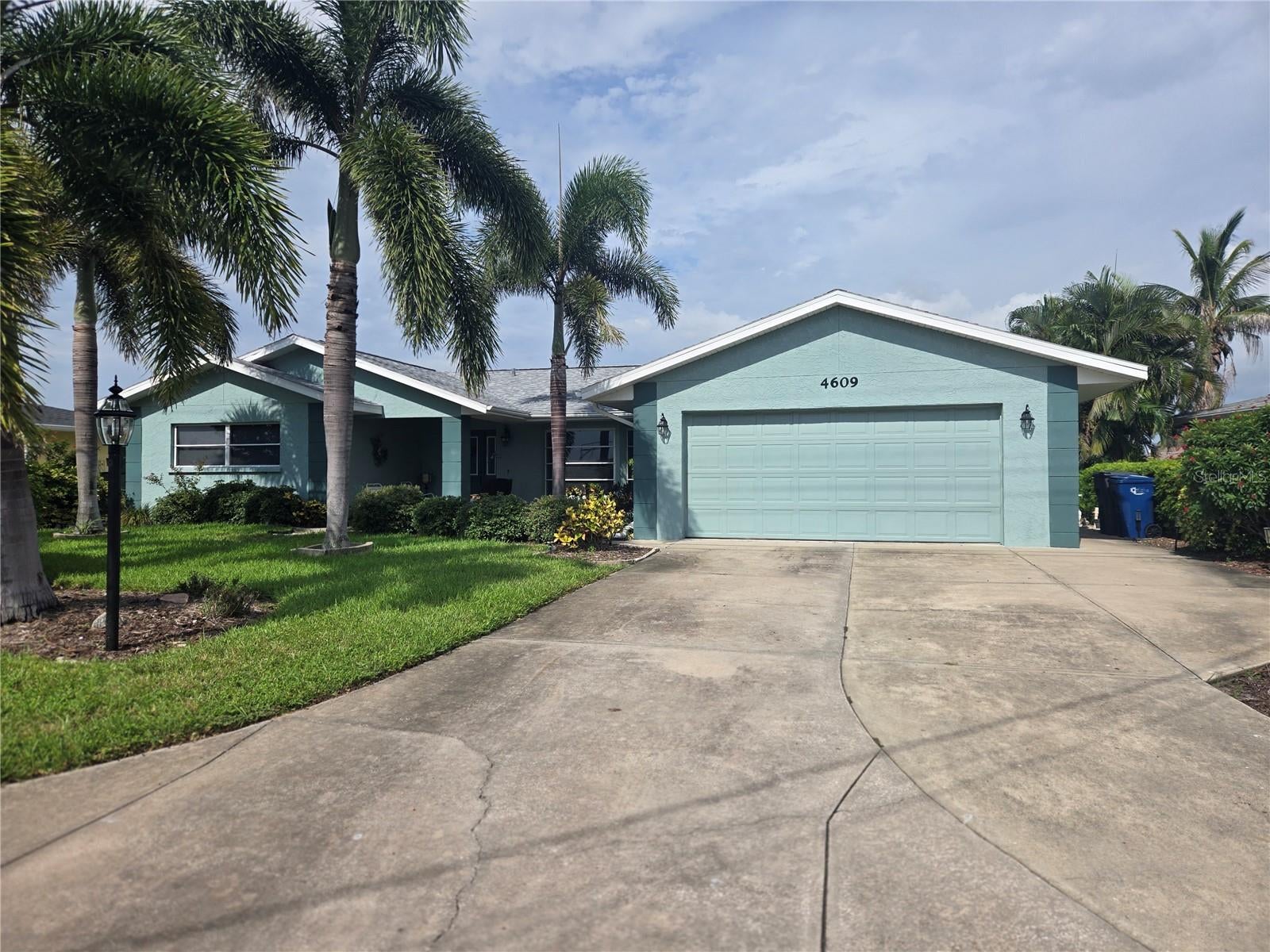 4609 Coral Blvd, Bradenton, FL 34210 photo