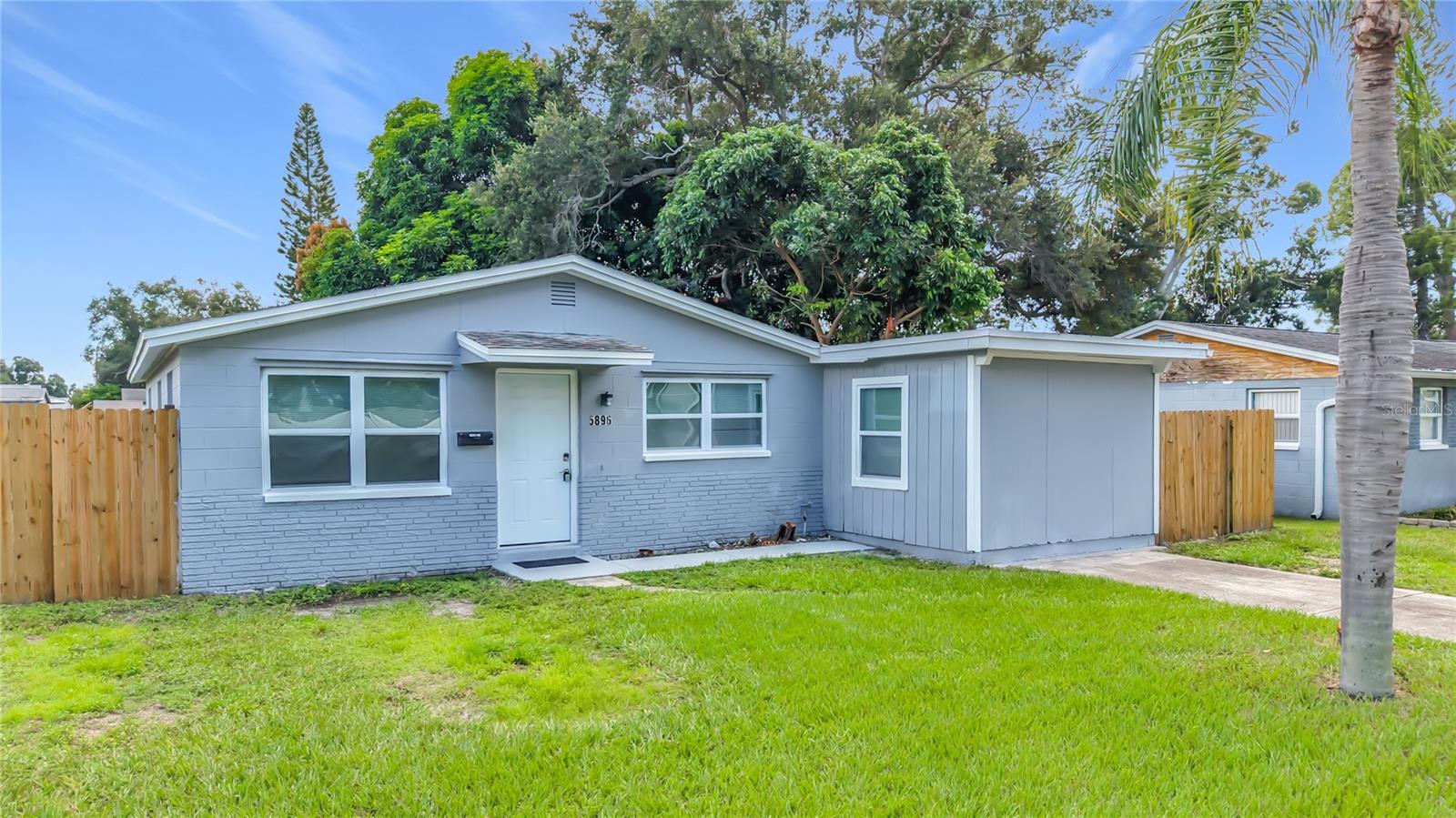 5896 92 Ave, Pinellas Park, FL 33782 photo