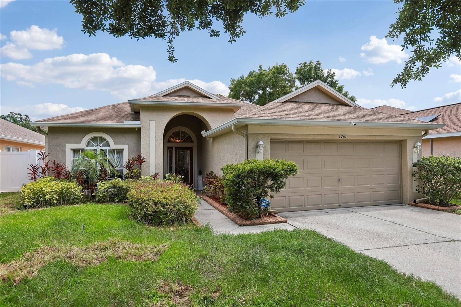 4761 Whispering Wind Ave, Tampa, FL 33614