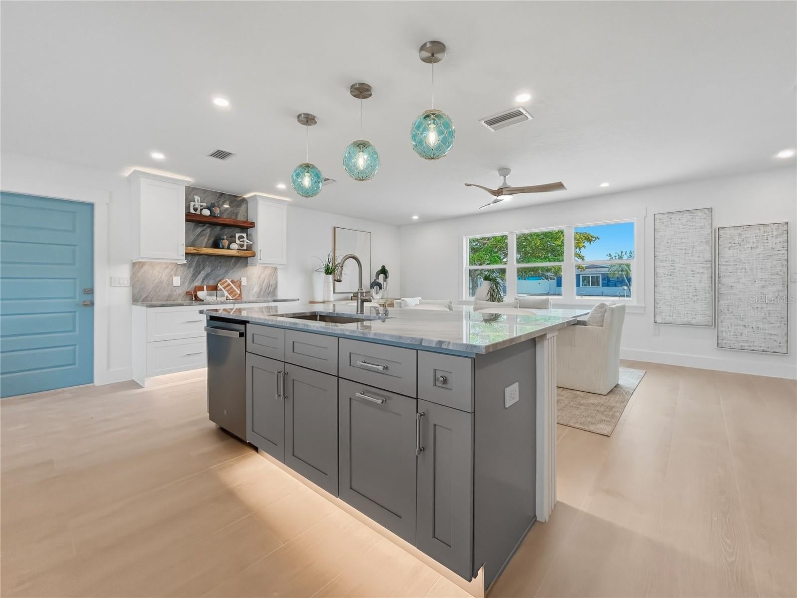 10304 Kingfisher Rd, Bradenton, FL 34209 photo