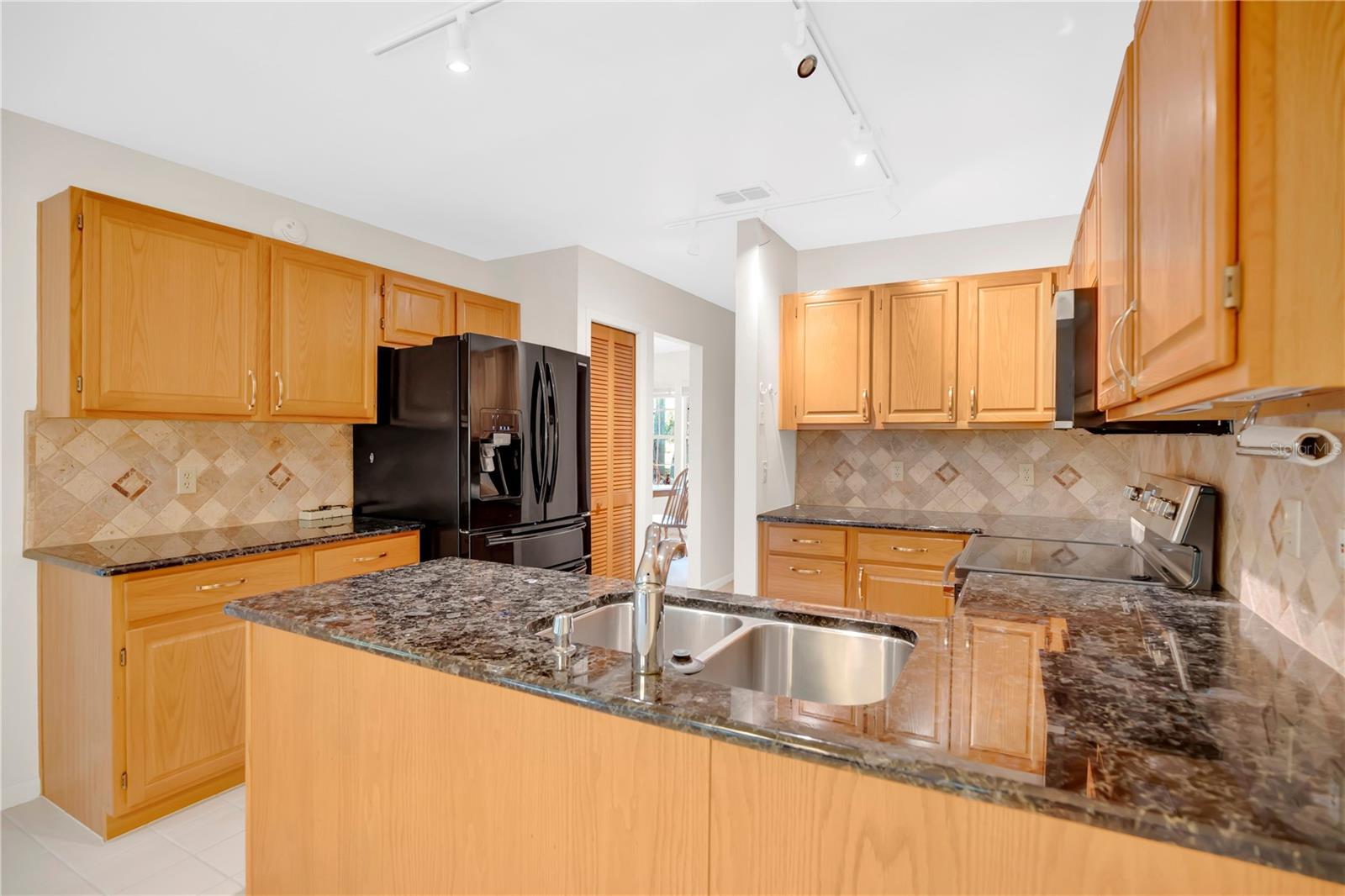 309 Oak Leaf Cir, Lake Mary, FL 32746 photo