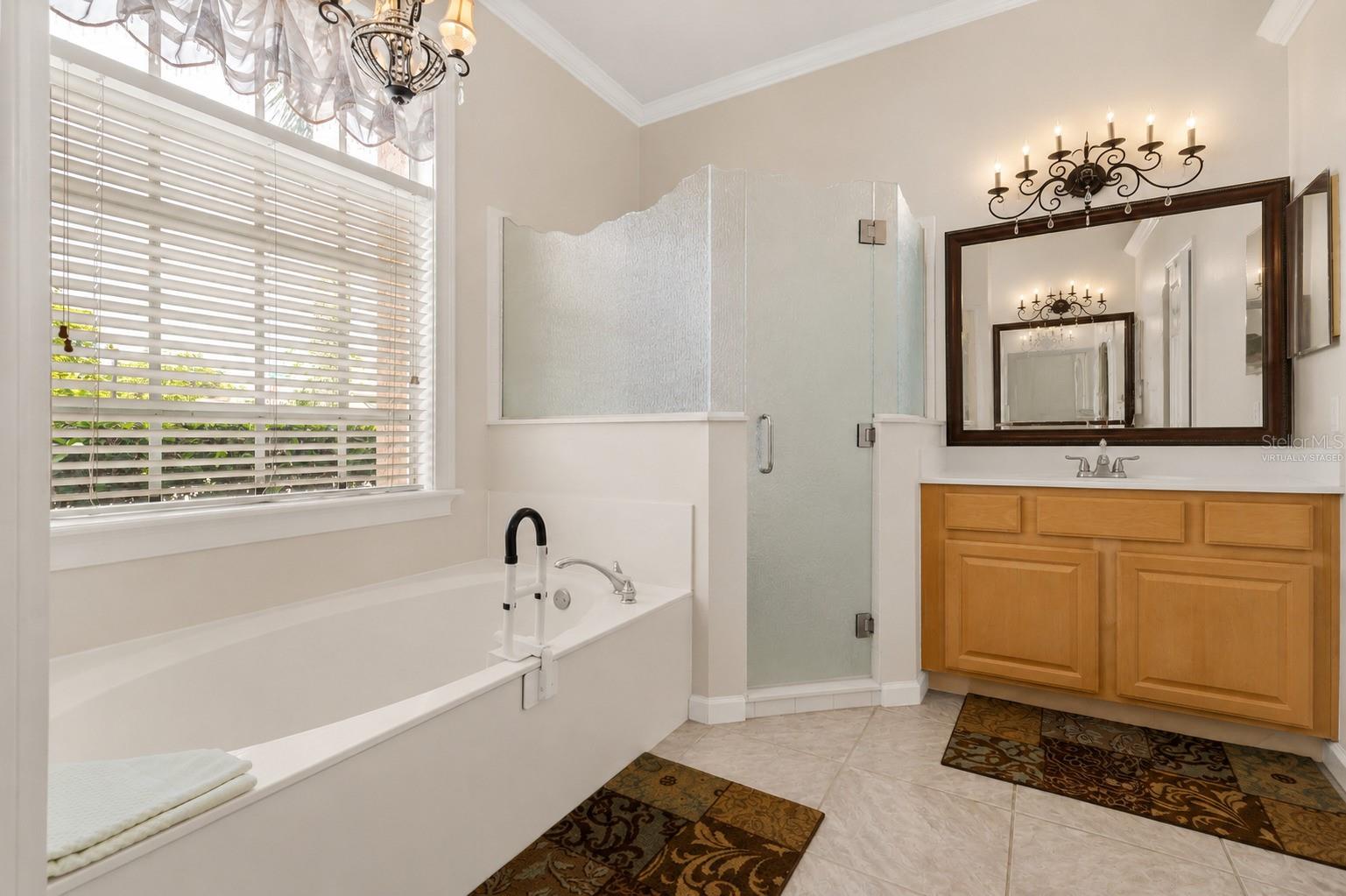 631 Waterland Ct, Orlando, FL 32828 photo