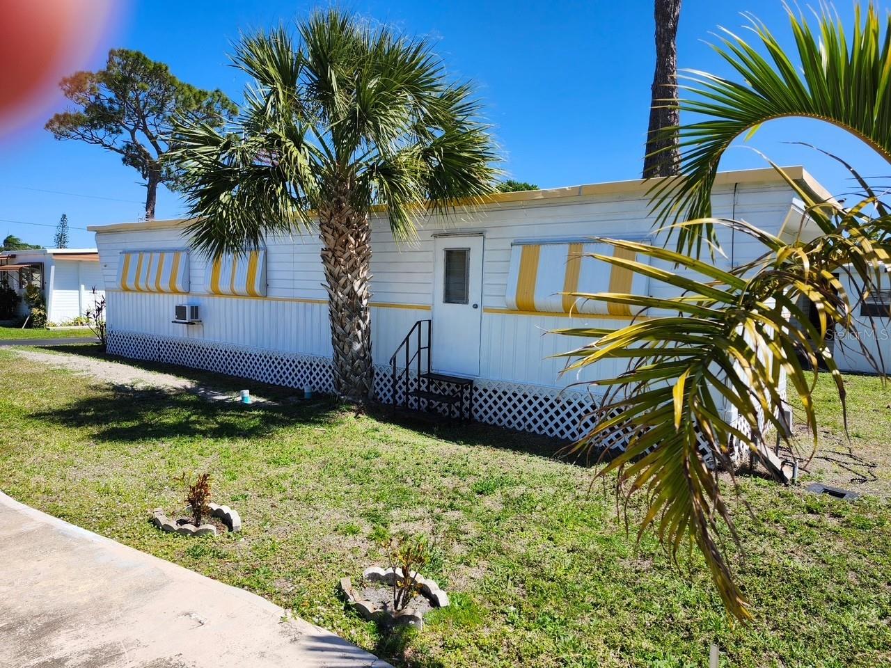 12674 Seminole Blvd #C 30, Largo, FL 33778 photo