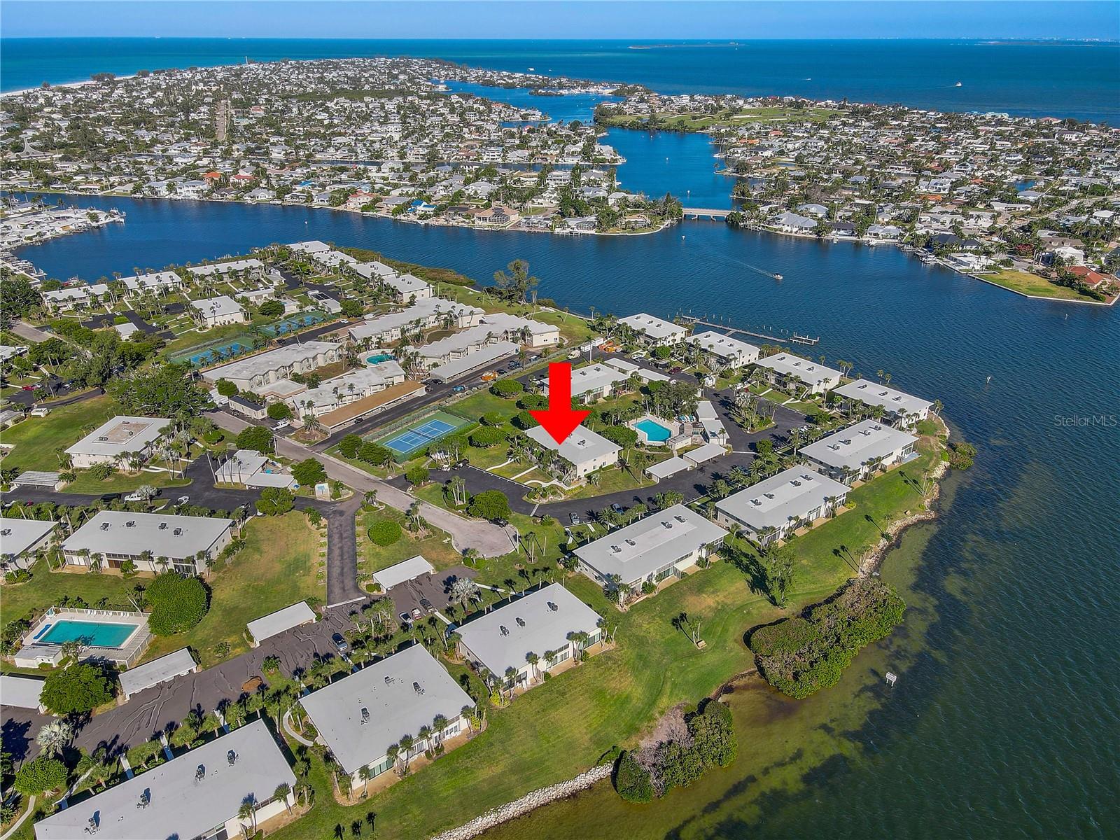 6400 Flotilla Dr, Holmes Beach, FL 34217