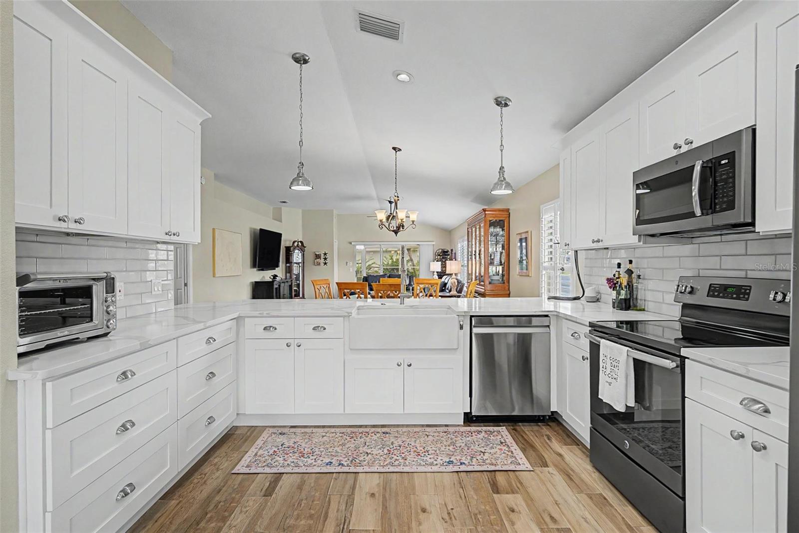 1004 Sweet Jasmine Dr, Trinity, FL 34655 photo