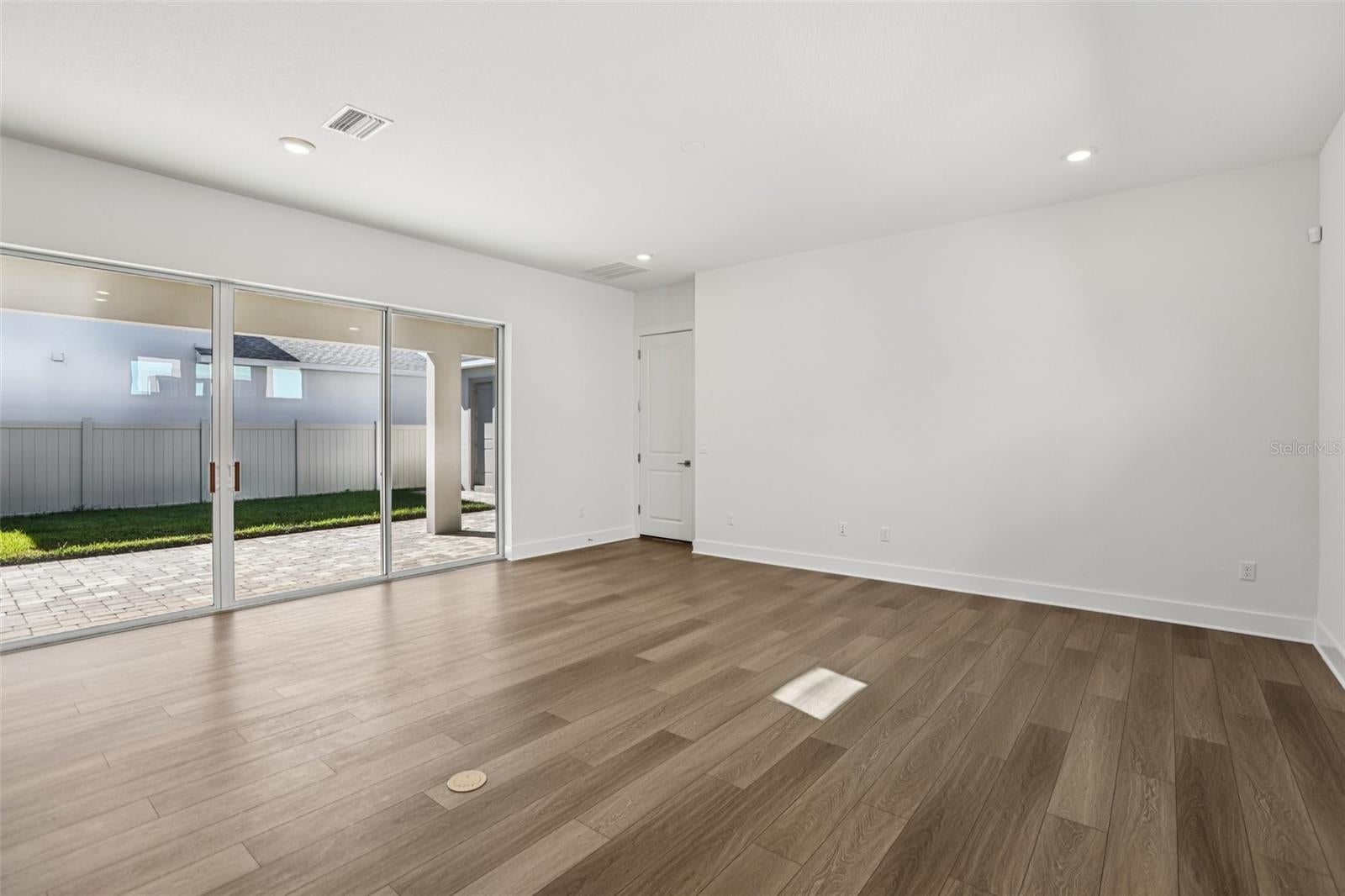 10757 Torchwood Sea Way, San Antonio, FL 33576 photo