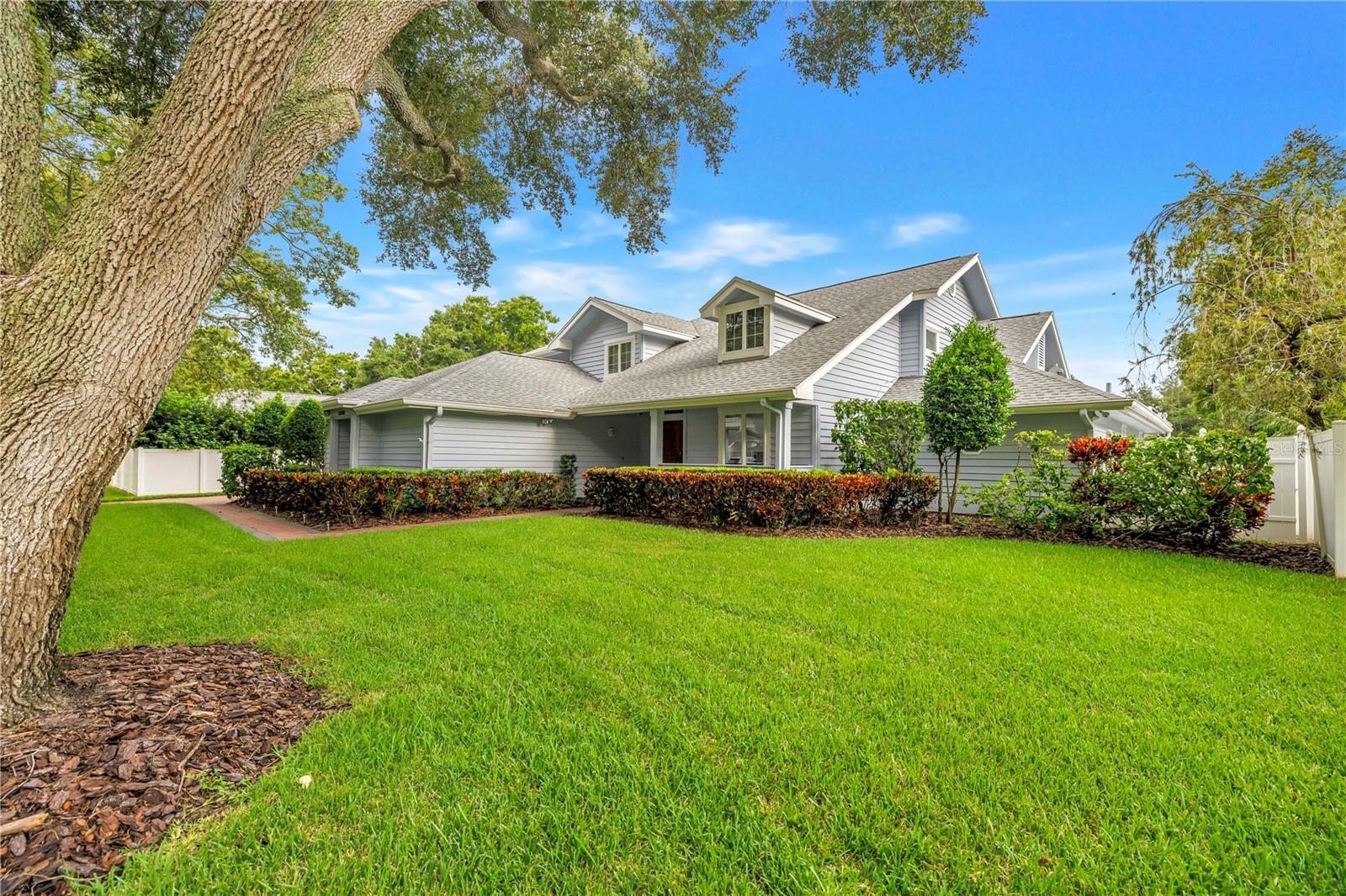 12383 Windtree Blvd, Seminole, FL 33772 photo