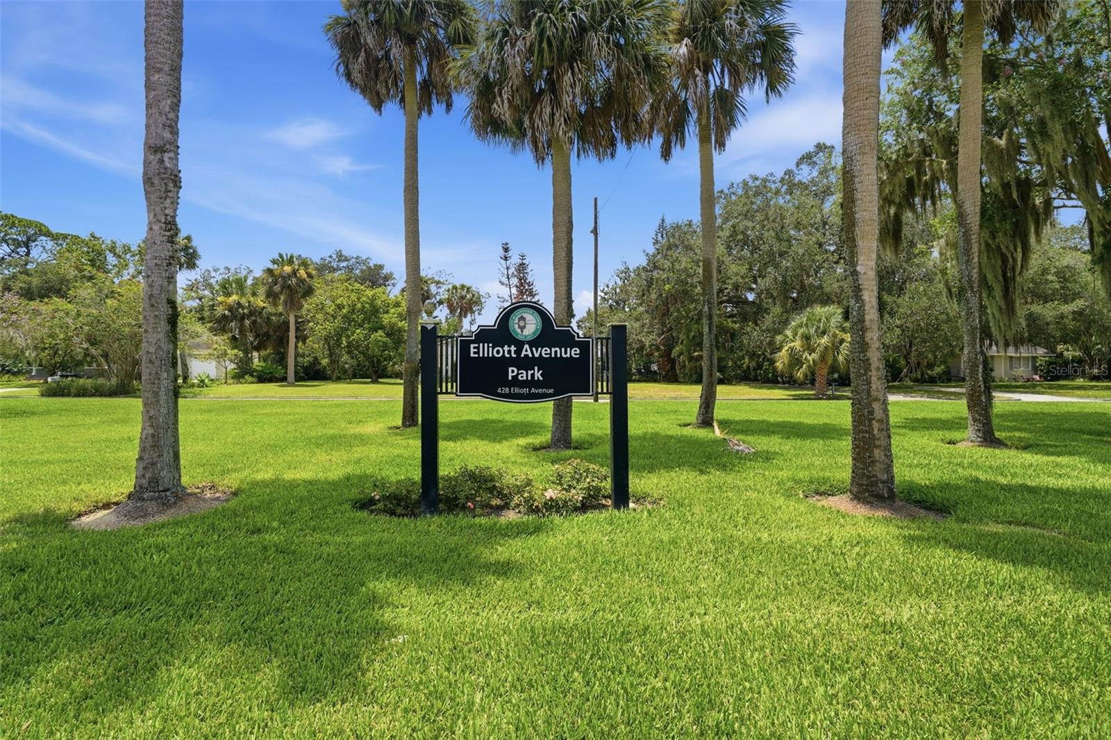 421 Elliott Ave, Sanford, FL 32771 photo