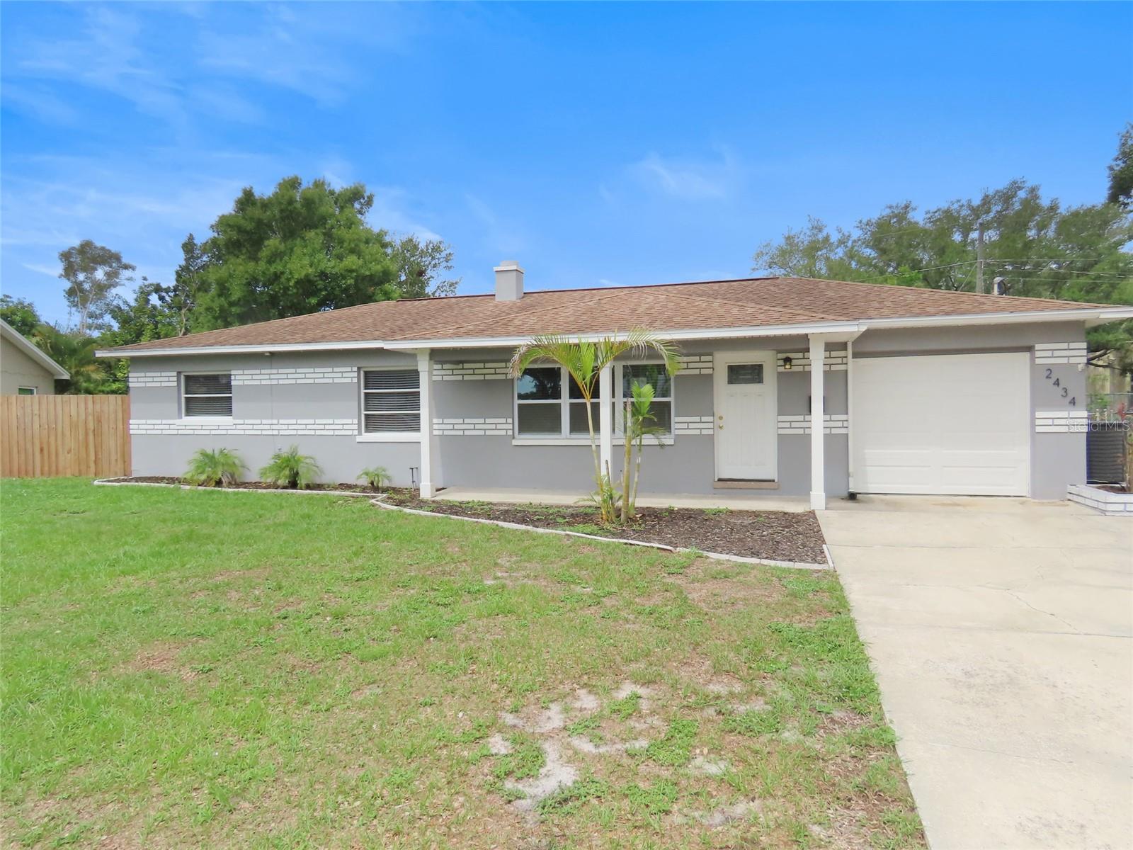 2434 65 St, Saint Petersburg, FL 33710