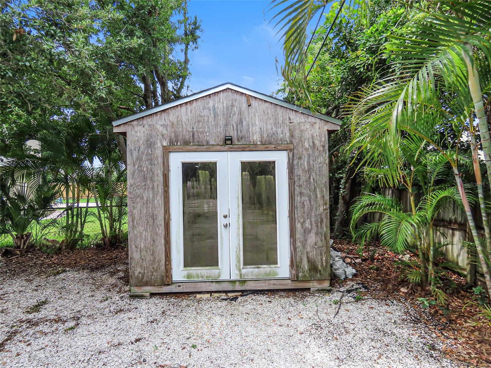2434 65 St, Saint Petersburg, FL 33710 photo